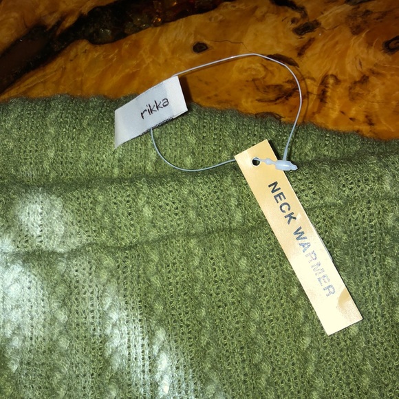 Rikka neck warmer scarf - Picture 3 of 4